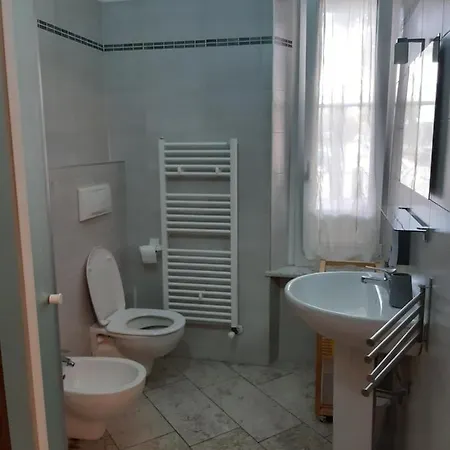 2020+21 Apartment *